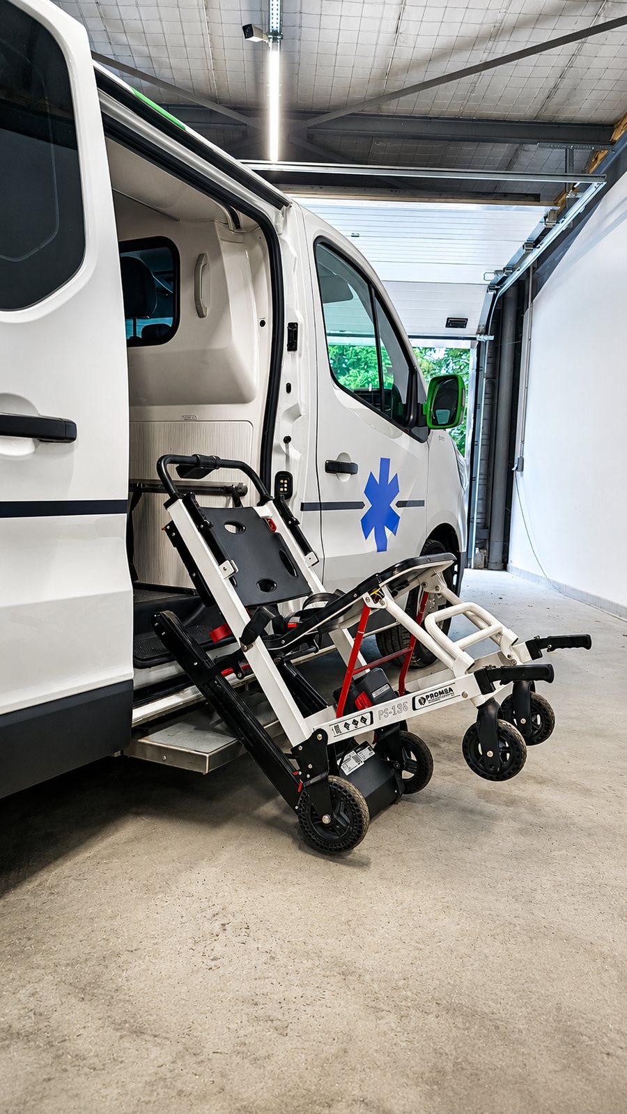 Chaise d'évacuation motorisée pour l'accès aux escaliers